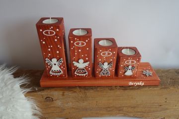 Adventní svícen stupňovitý s andělíčky - různé barvy