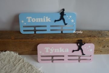 Věšák na medaile - běžci