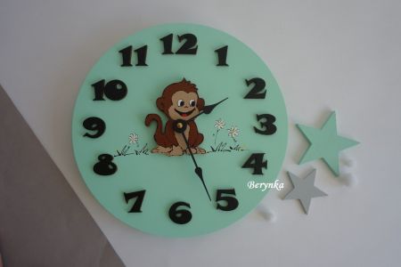 Dětské hodiny s opičkou