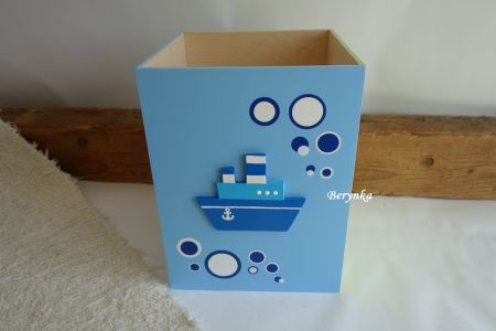 Odpadkový koš s parníkem