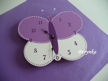 Dětské hodiny motýl
