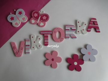Dřevěná písmenka "kytičky"