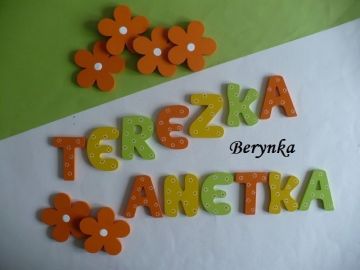 Dřevěná písmenka "kytičky"