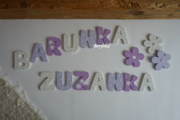 Dřevěná písmenka "kytičky"