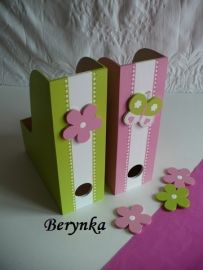 Dřevěný šanon s kytičkou