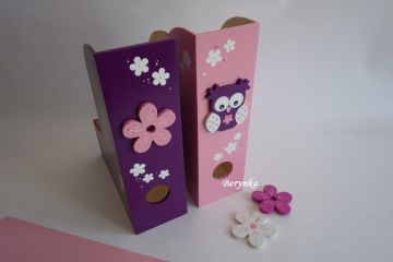 Dřevěný šanon s kytičkou