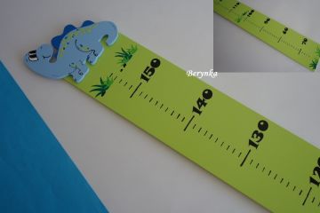 Dětský metr s dinosaurem