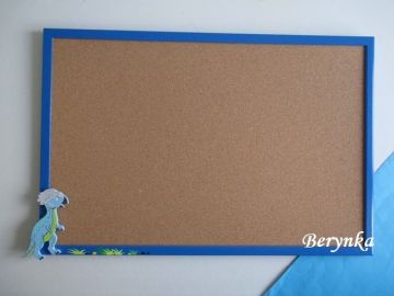 Nástěnka s dinosaury