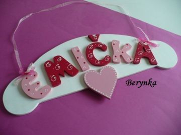 Jmenovka se srdíčkem