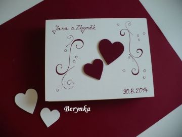 Svatební krabička se srdíčky a spirálkami