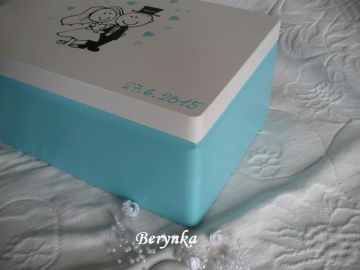 Svatební bedýnka s kreslenými postavičkami