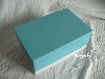 Svatební bedýnka s kreslenými postavičkami