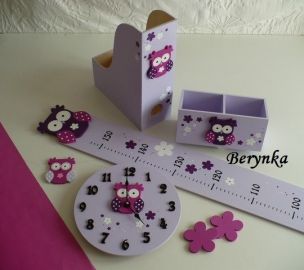 Dřevěné dekorace - fialové s kytičkami