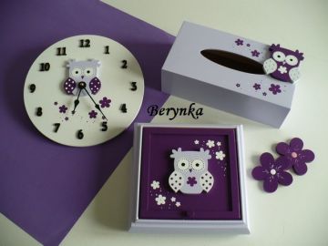 Dřevěné dekorace - fialové s kytičkami