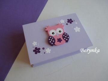 Dřevěné dekorace - fialové s kytičkami