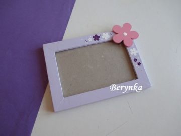 Dřevěné dekorace - fialové s kytičkami