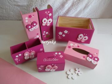 Dřevěné dekorace - v růžových odstínech