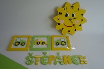 Dřevěné hodiny sluníčko