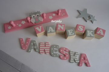 Dřevěné dekorace - růžovo-šedé se sovičkou