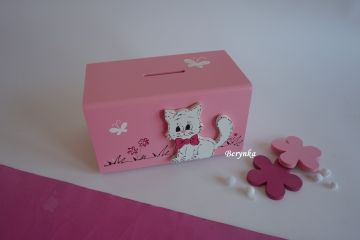 Dřevěná pokladnička - kasička pro děti