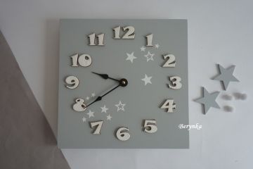 Hodiny s hvězdičkami - kulaté/čtvercové
