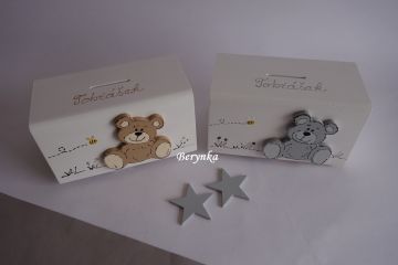 Dřevěná pokladnička s medvídkem