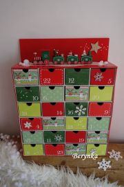 Adventní kalendář zeleno-červený s mašinkou