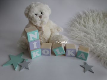 Dřevěné kostičky fialovo-mátové