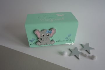 Dřevěná pokladnička se sloníkem