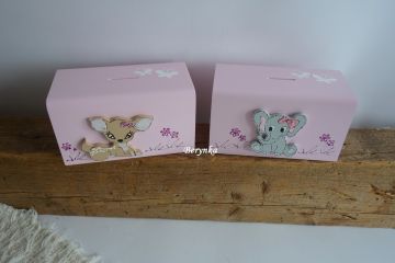 Dřevěná pokladnička se sloníkem