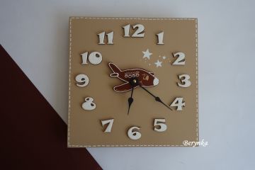 Hodiny s letadlem - kulaté/čtvercové