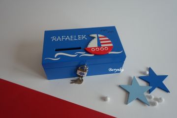 Dřevěná pokladnička s lodičkou