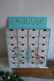 Adventní kalendář s vyřezaným jménem a lesními zvířátky *3 motivy*