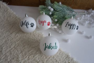 Vánoční baňky s textem na přání - bílé s černým nápisem
