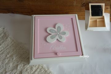 Toaletka s kytičkou