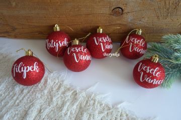 Vánoční baňky s textem na přání - červené