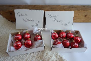 Vánoční baňky s textem na přání - červené