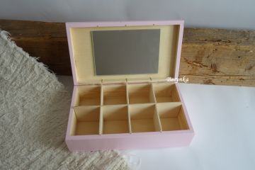 Šperkovnice se jménem a motýlky