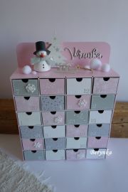 Adventní kalendář růžovo-šedý se sněhulákem