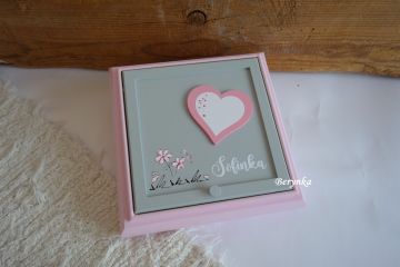 Toaletka se srdíčkem