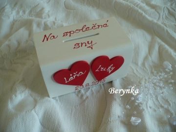 Dřevěná pokladnička "svatební"