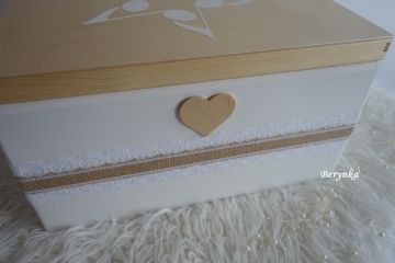 Dřevěná krabička