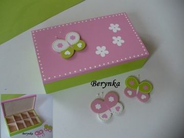 Šperkovnice s motýlkem