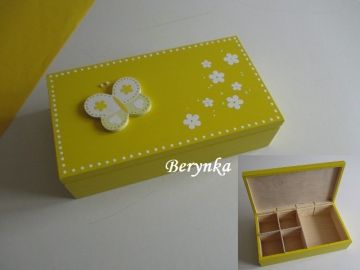 Šperkovnice s motýlkem