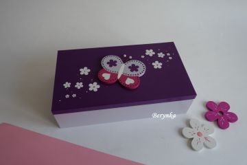 Šperkovnice s motýlkem