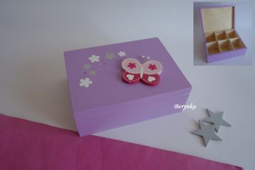 Šperkovnice s motýlkem