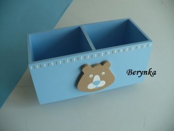 Dřevěné dekorace - s medvídkem - k tapetě