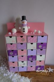 Adventní kalendář růžovo-fialový se sněhuláčkem