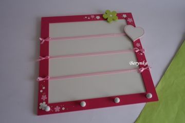 Dřevěné dekorace - zeleno-růžovo-malinové