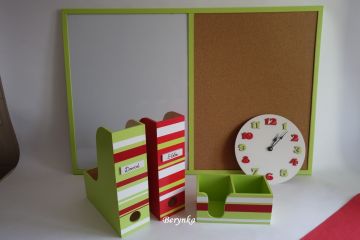 Dřevěné dekorace - zeleno-červené